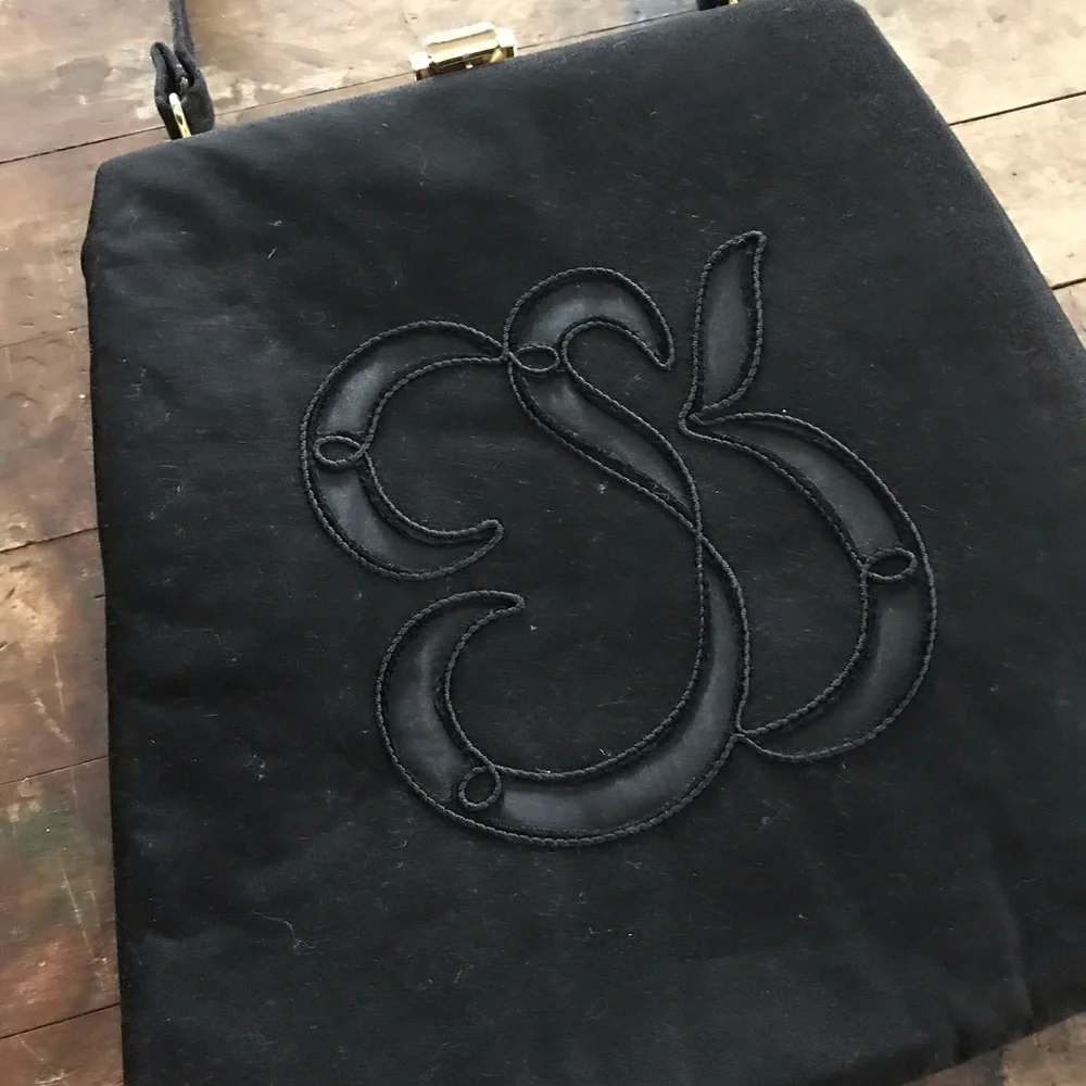 Vintage black handbag